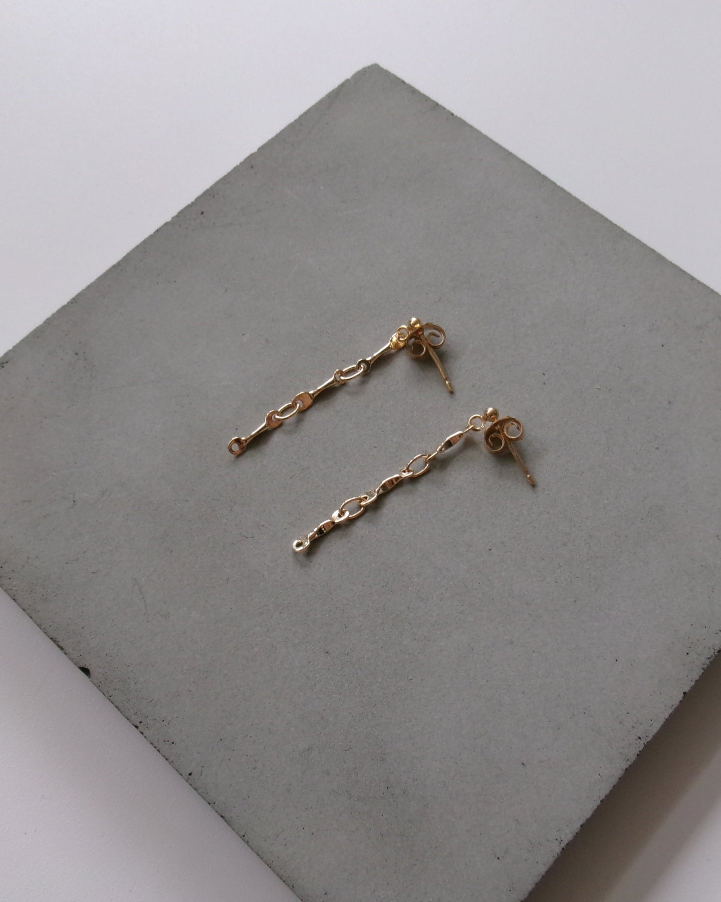 Twist Chain Pierce