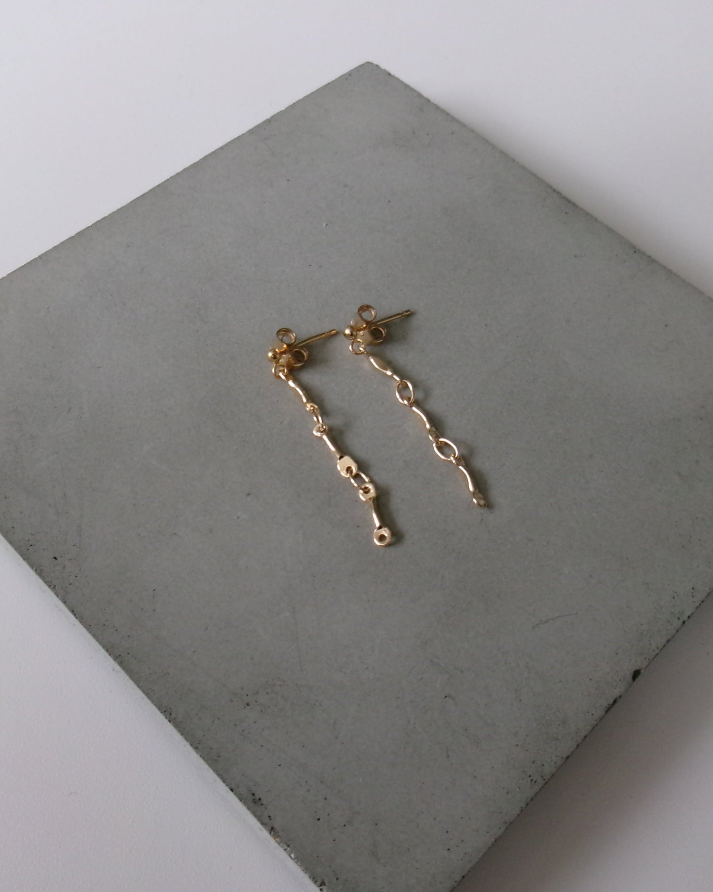 Twist Chain Pierce