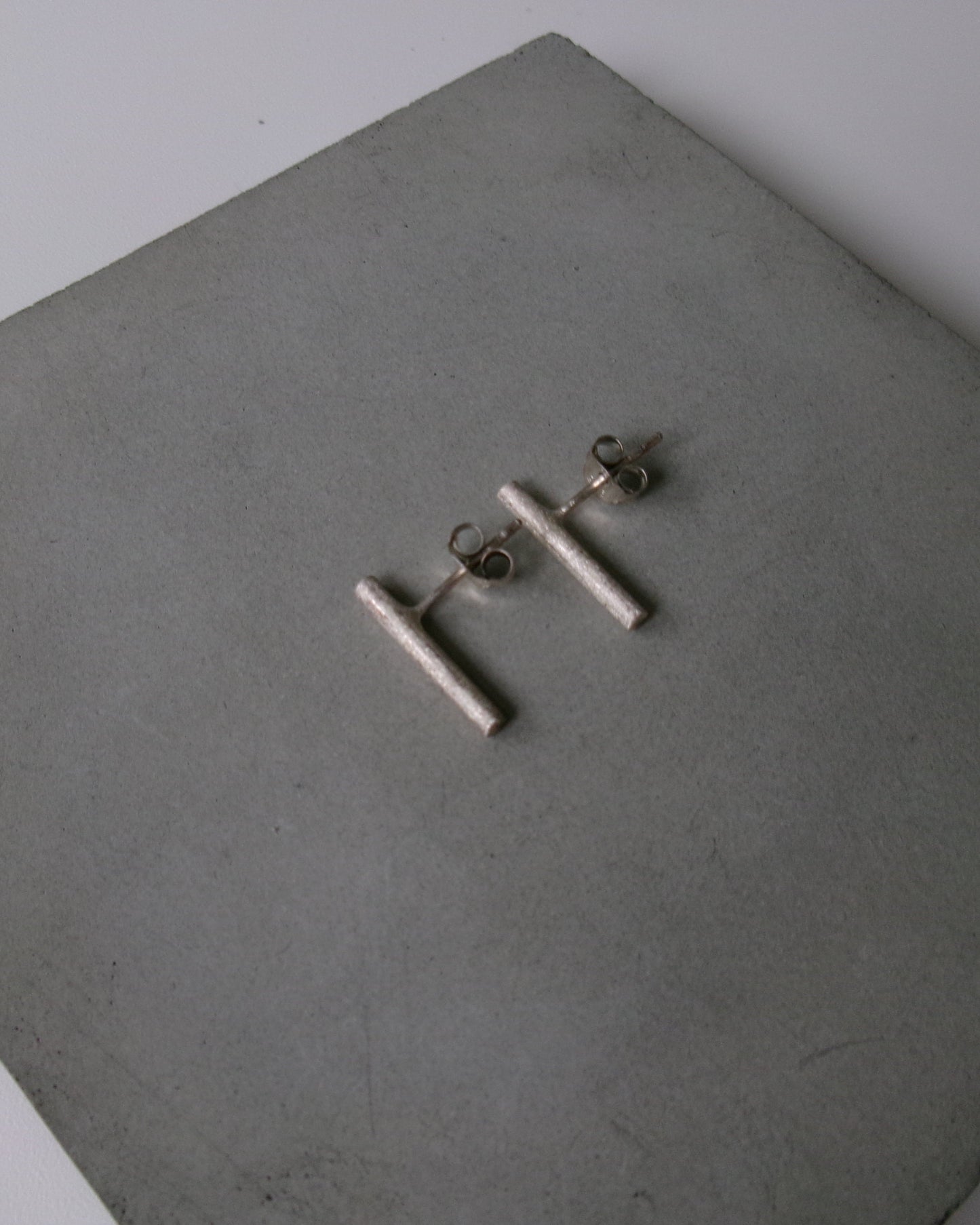 T-Bar Matte Pierce