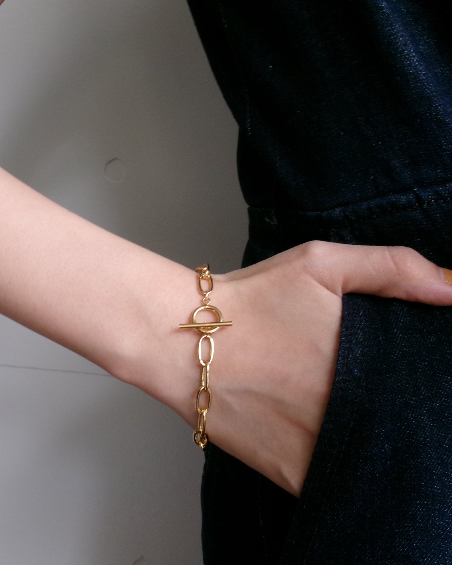 Bold Link Toggle Bracelet