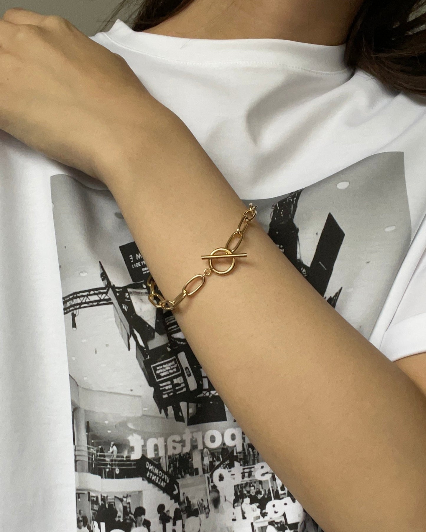Bold Link Toggle Bracelet