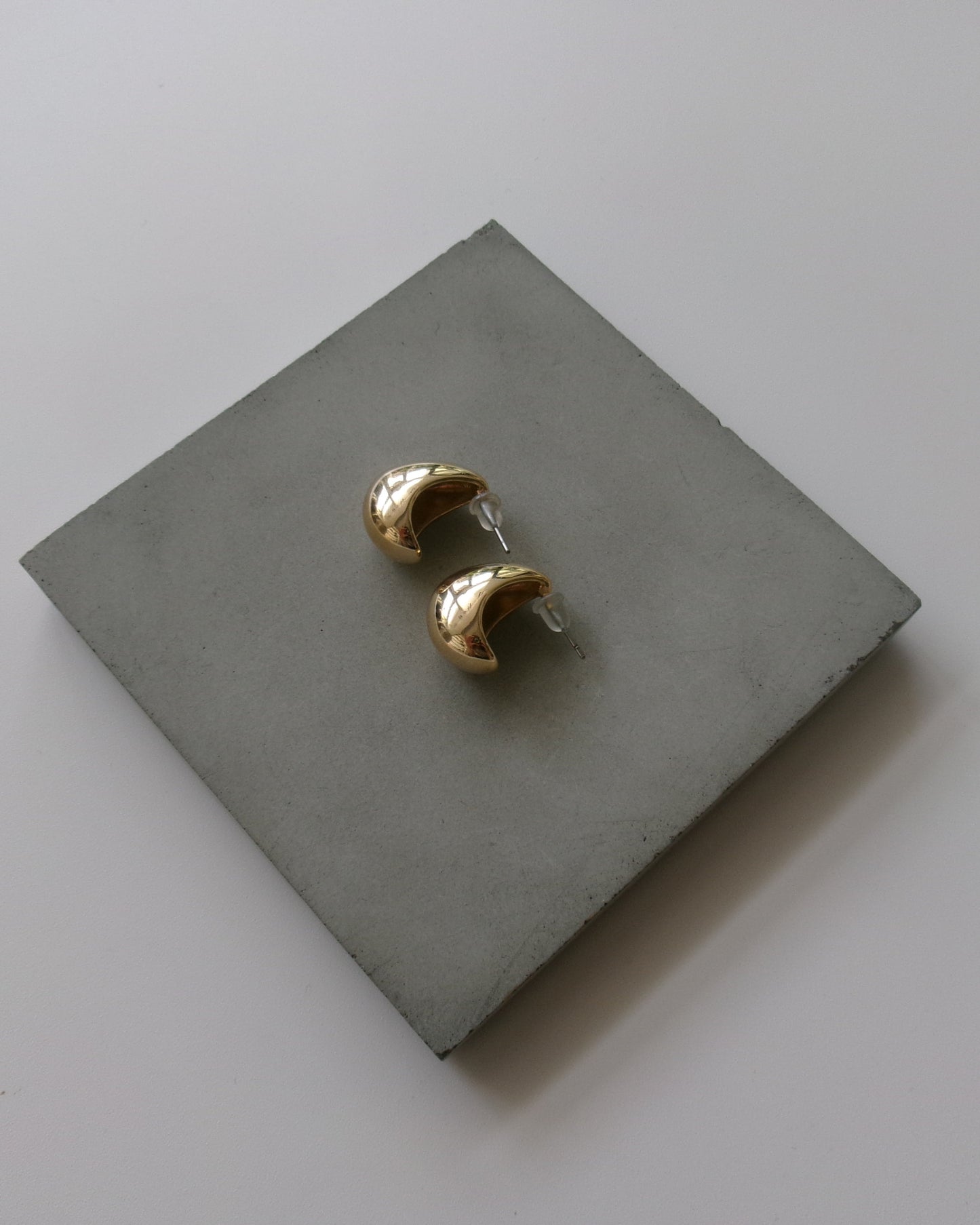 Golden Shell Pierce