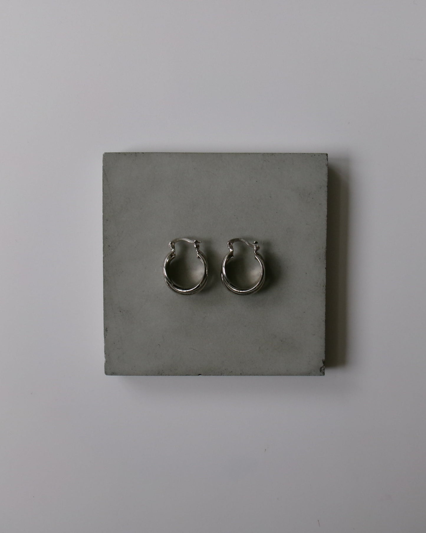 Twist Loop Pierce