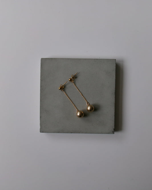 Sphere Swing Pierce